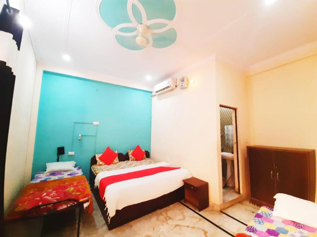 Rhine Guest House آغْرا المظهر الخارجي الصورة